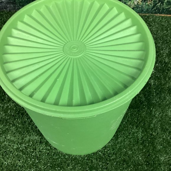 Vintage Tupperware 3 Piece Canister Set Green - Picture 6 of 16